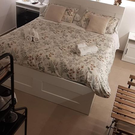Il Cortiletto Apartment Bari Luaran gambar