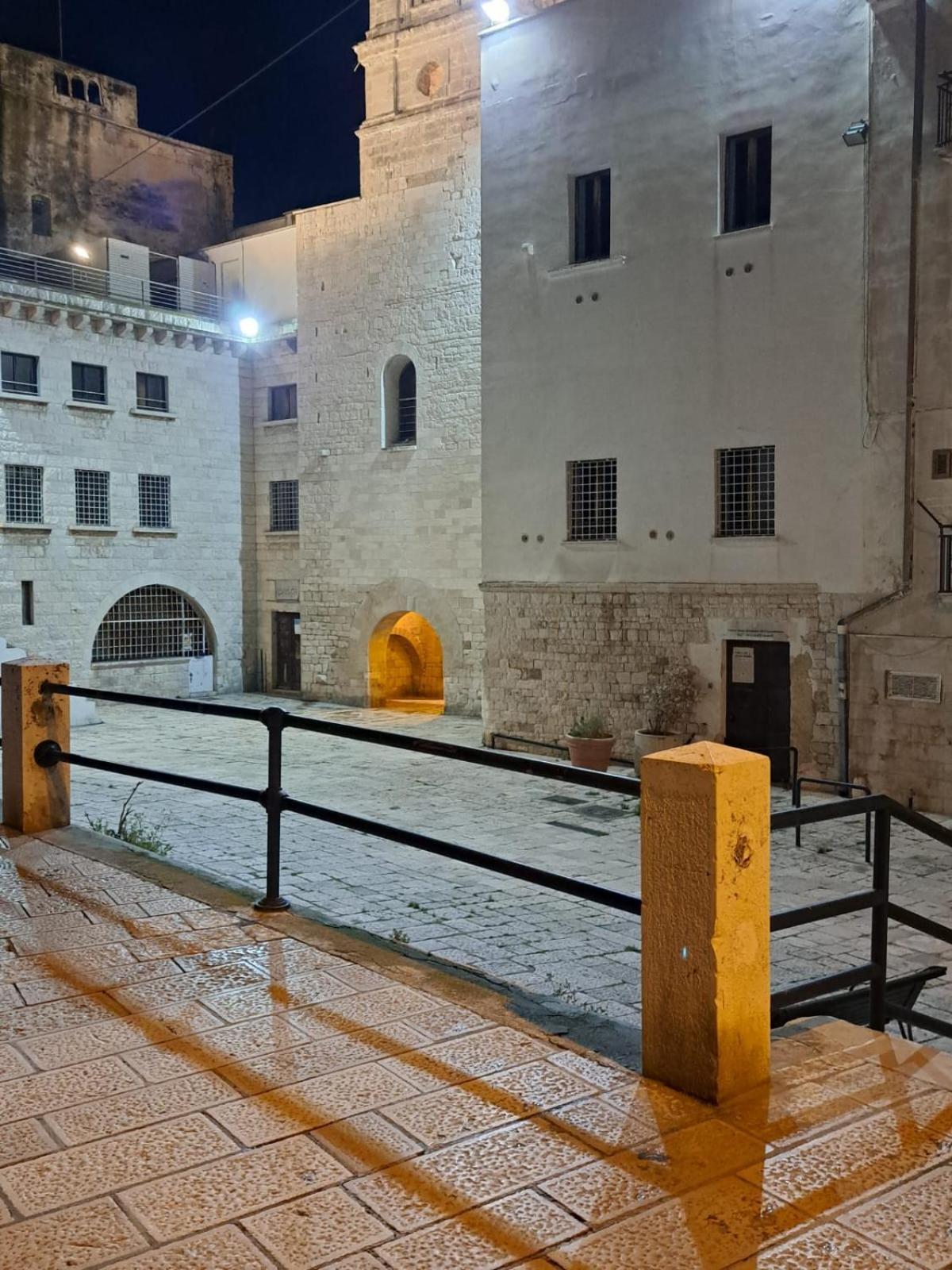 Il Cortiletto Apartment Bari Luaran gambar