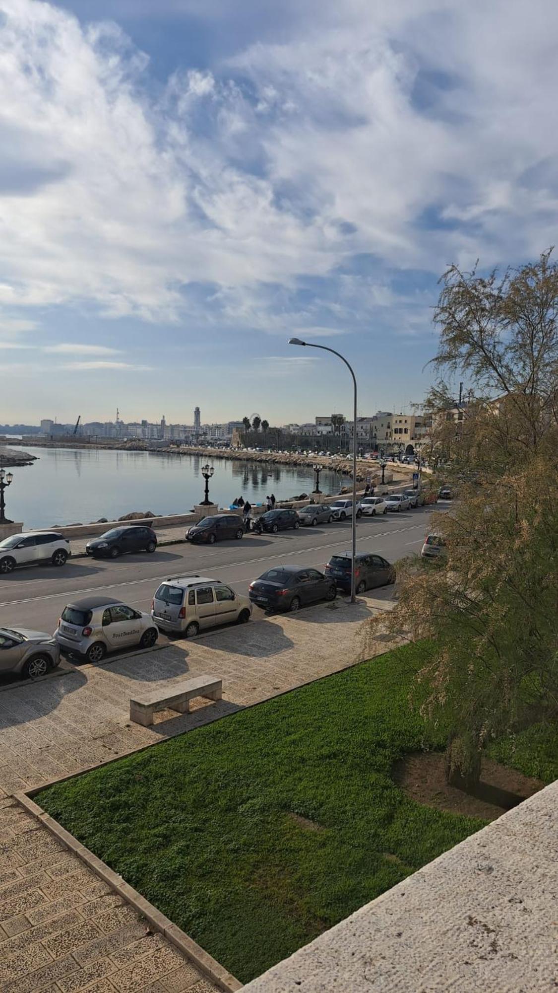 Il Cortiletto Apartment Bari Luaran gambar